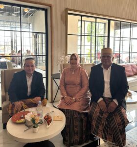 Kental Dengan Nilai Budaya, Koordinator I Jamdatun Kejaksaan Agung RI H. Ferry Taslim, S.H., M.Hum., M.Si., Dt. Toembidjo Pimpin Lamaran & Penyatuan Dua Keluarga Besar